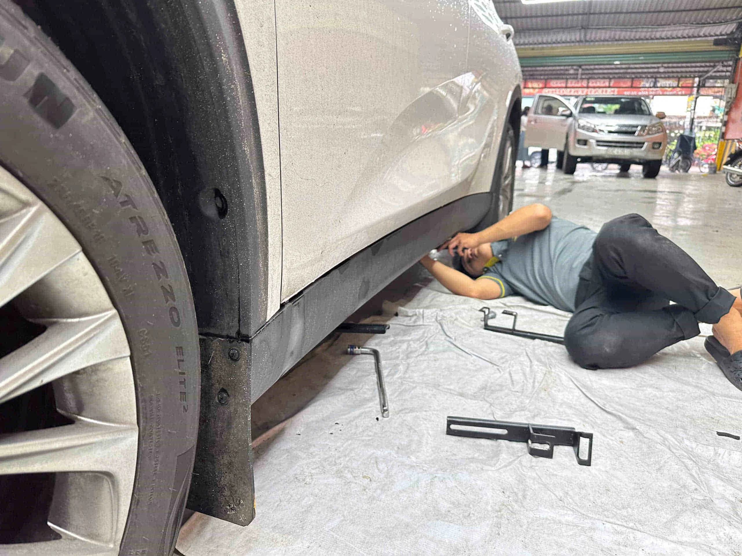 Bậc Bước Cho Limo Green
