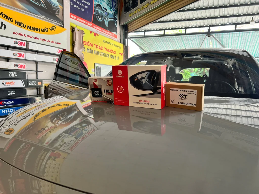 Module Chuyển Xi Nhan VinFast Limo Green